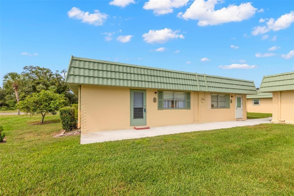 Activo con contrato: $115,000 (2 camas, 2 baños, 960 Pies cuadrados)