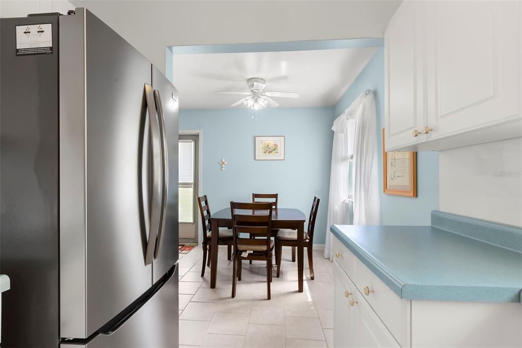 Activo con contrato: $115,000 (2 camas, 2 baños, 960 Pies cuadrados)