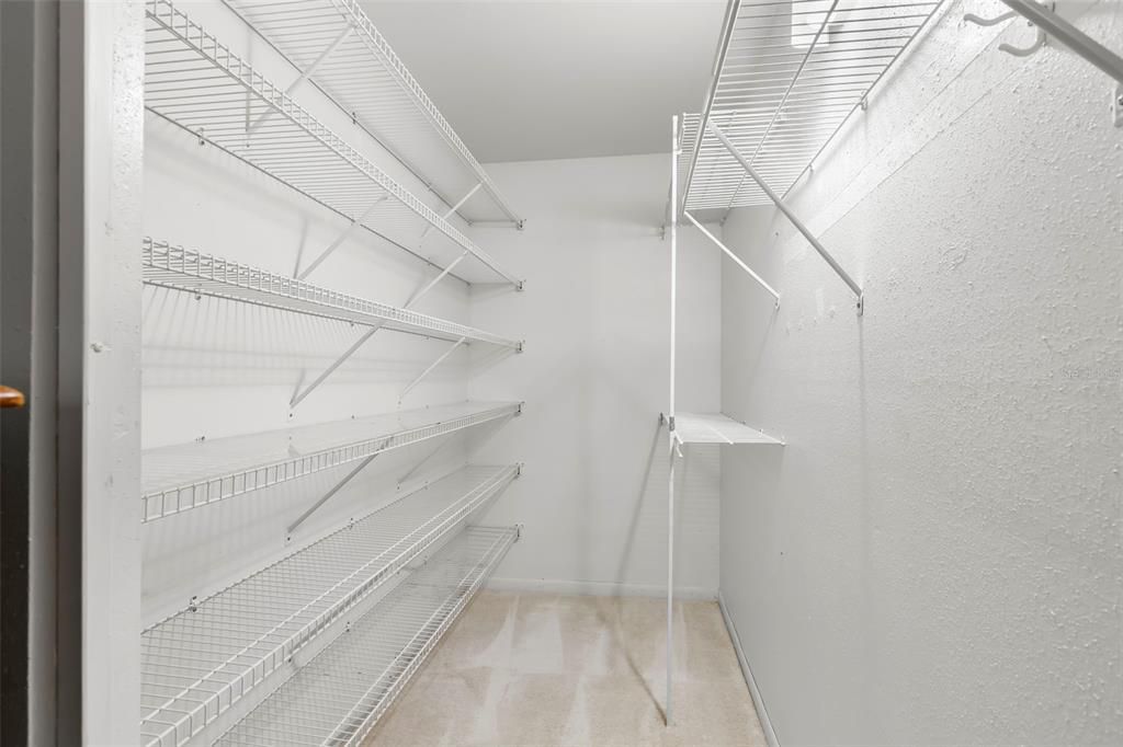 Activo con contrato: $115,000 (2 camas, 2 baños, 960 Pies cuadrados)