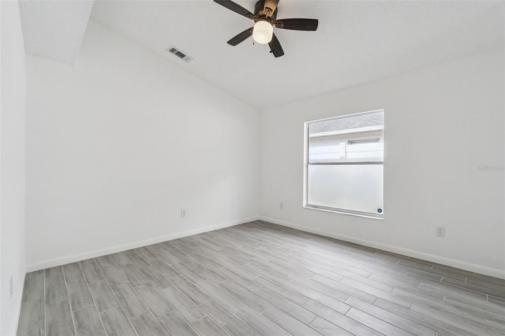 Active With Contract: $289,000 (3 beds, 2 baths, 1156 Square Feet)