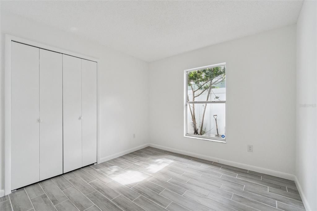 Active With Contract: $289,000 (3 beds, 2 baths, 1156 Square Feet)
