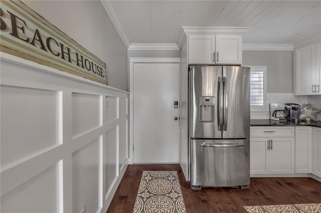 待售: $499,000 (2 贝兹, 2 浴室, 978 平方英尺)