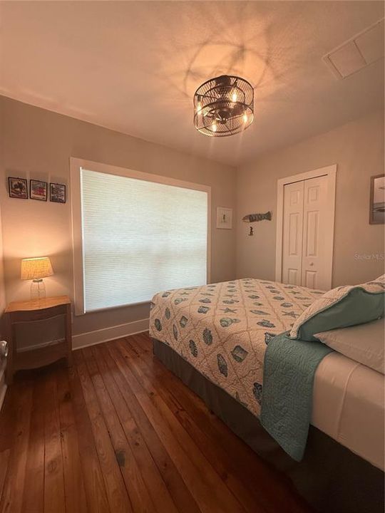 待售: $259,000 (3 贝兹, 2 浴室, 1150 平方英尺)