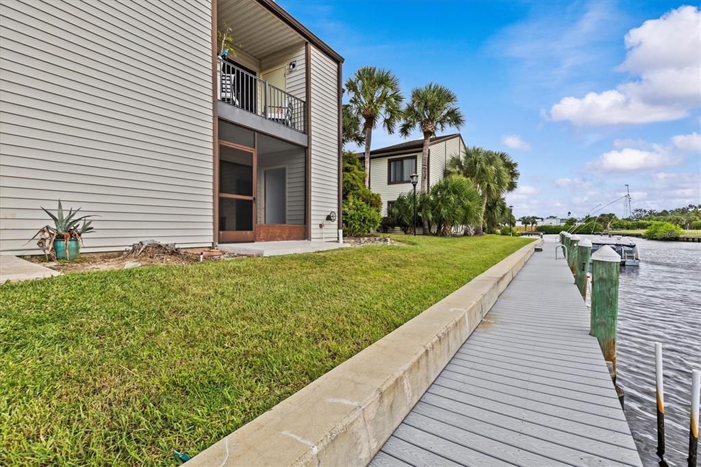 待售: $165,000 (1 贝兹, 1 浴室, 740 平方英尺)