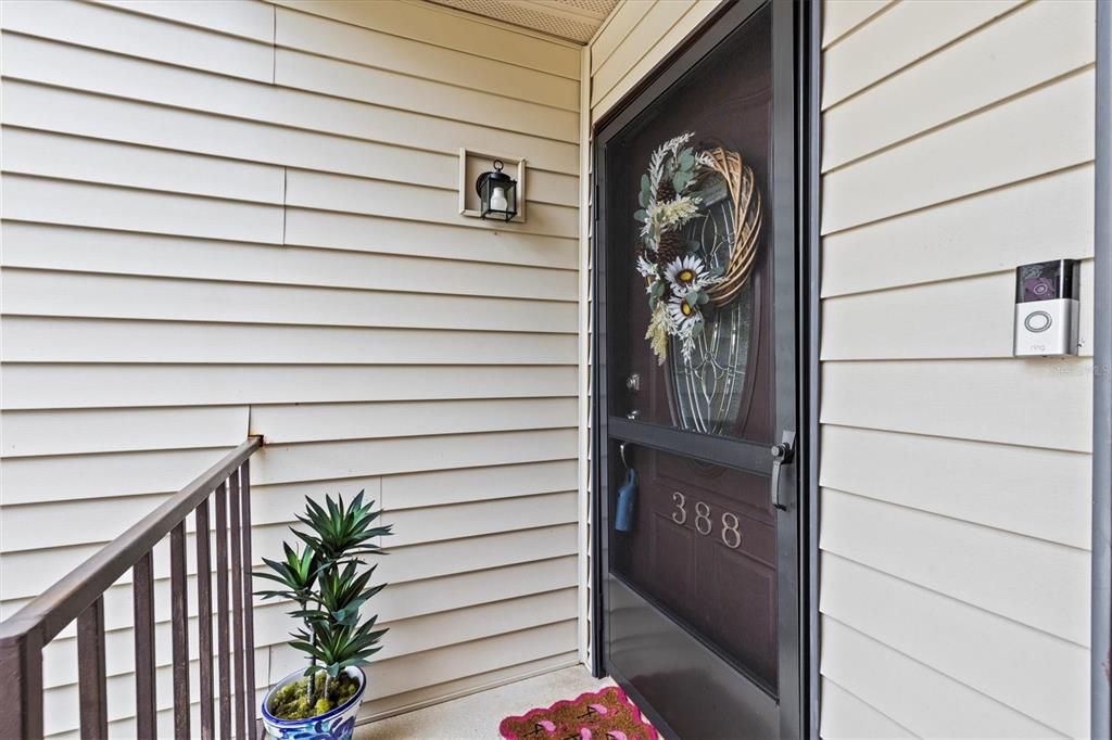 待售: $165,000 (1 贝兹, 1 浴室, 740 平方英尺)