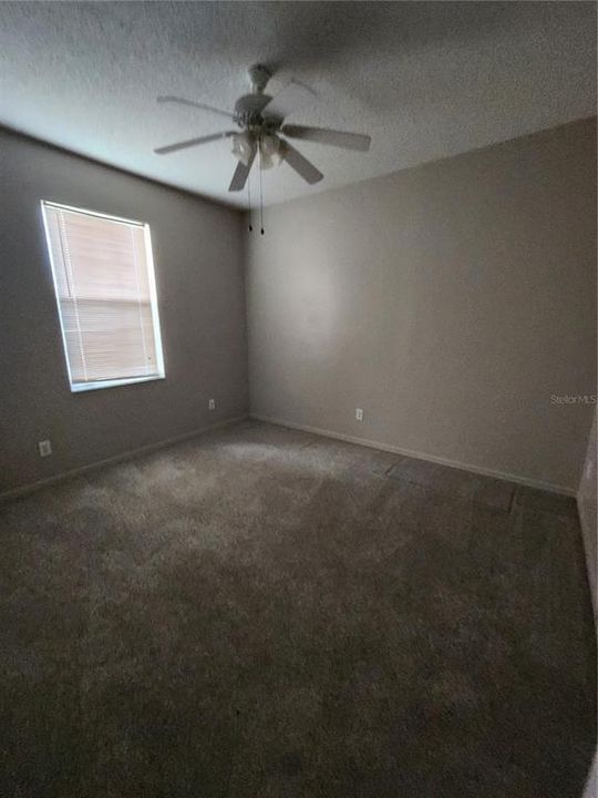 合同活跃: $2,400 (4 贝兹, 2 浴室, 1808 平方英尺)