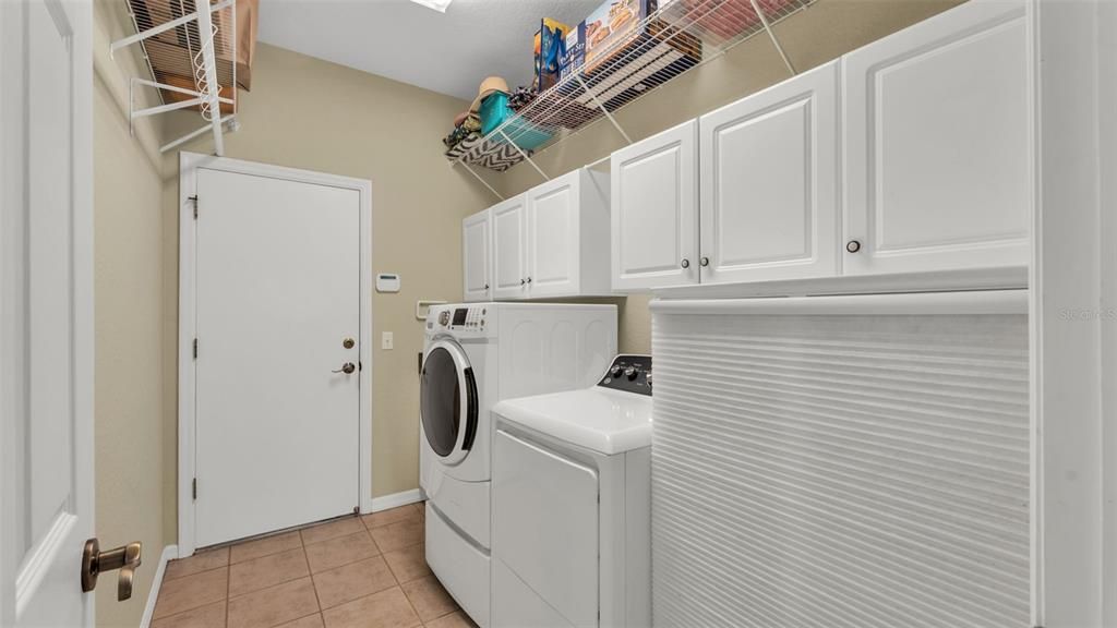 For Sale: $494,900 (3 beds, 2 baths, 1985 Square Feet)