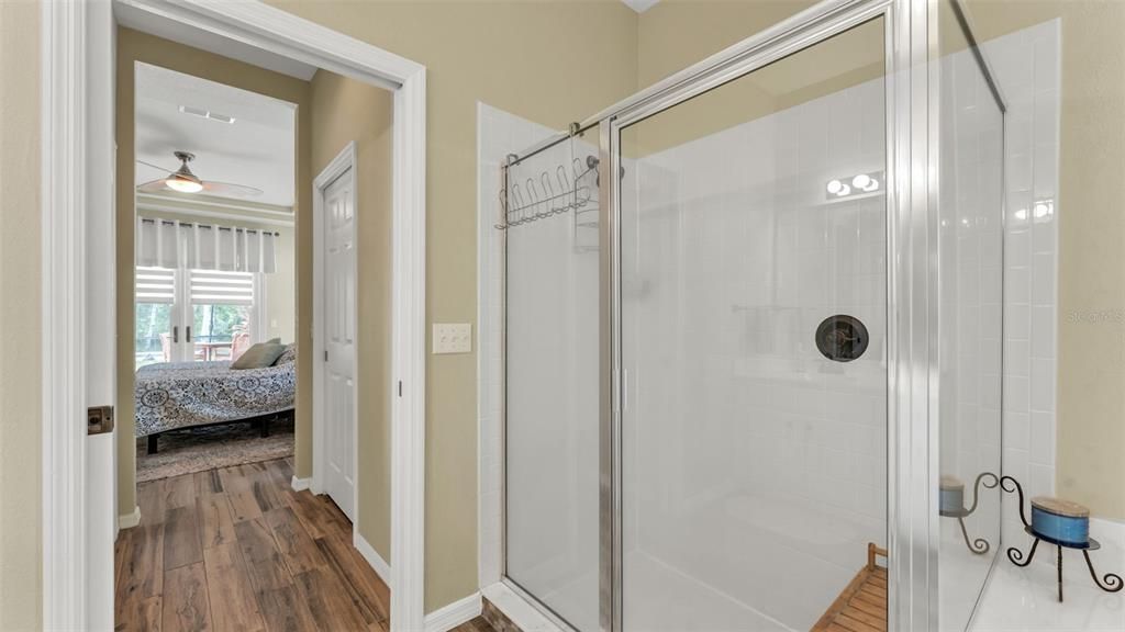 For Sale: $494,900 (3 beds, 2 baths, 1985 Square Feet)