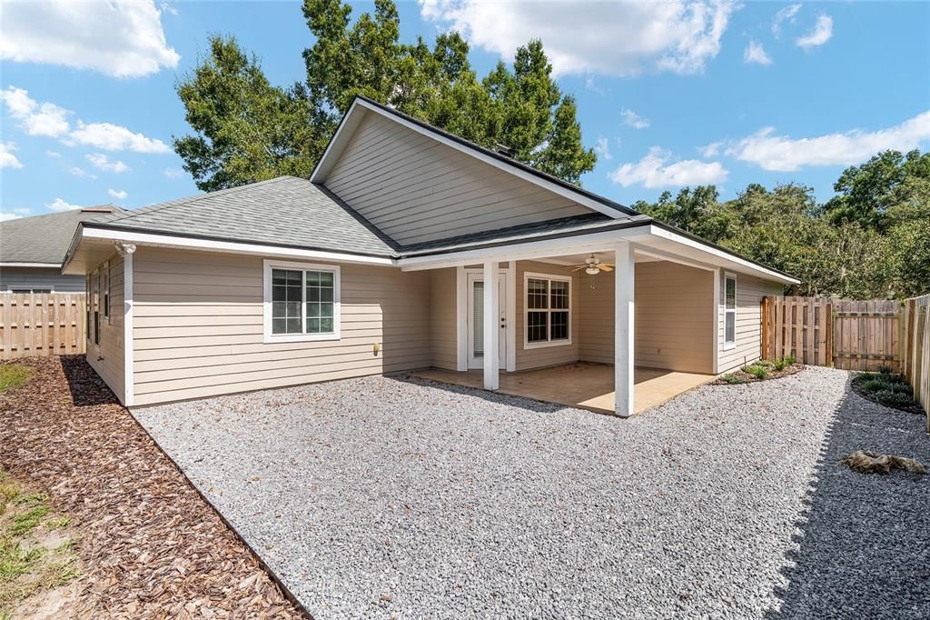 Active With Contract: $349,900 (3 beds, 2 baths, 1504 Square Feet)