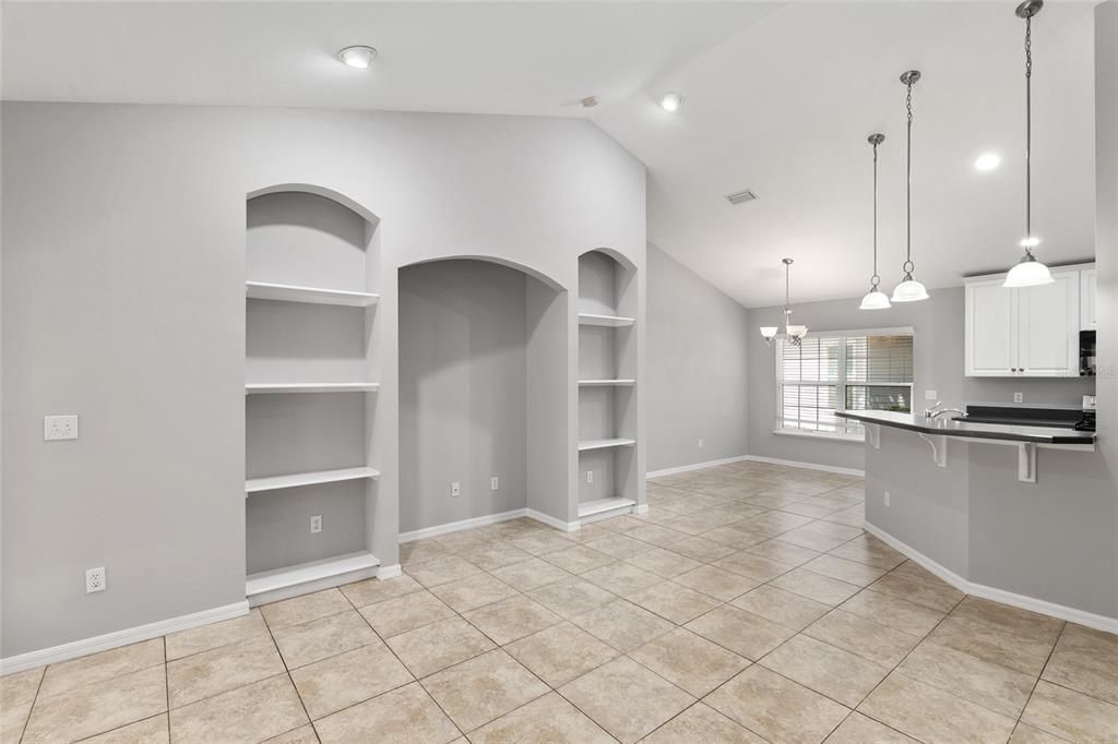 Active With Contract: $349,900 (3 beds, 2 baths, 1504 Square Feet)