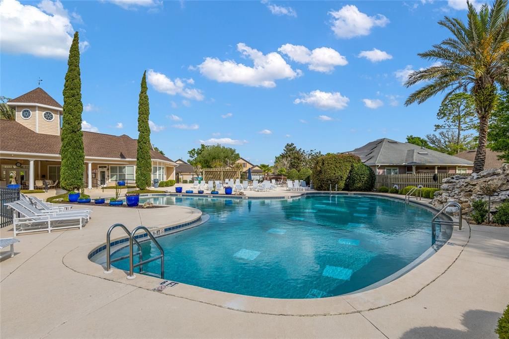 Active With Contract: $349,900 (3 beds, 2 baths, 1504 Square Feet)