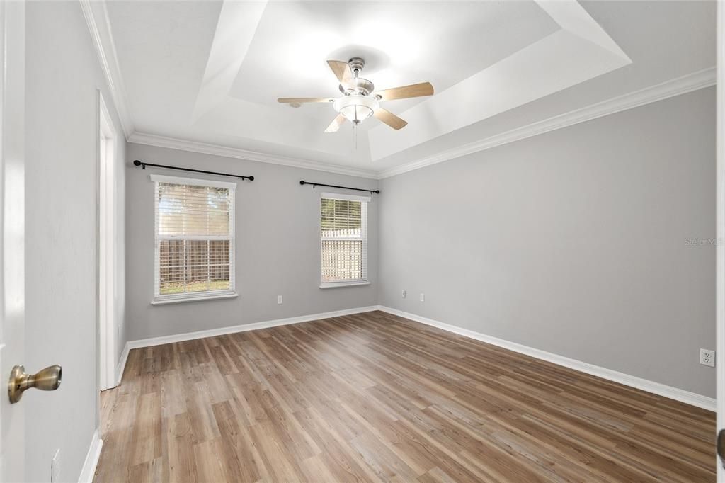 Active With Contract: $349,900 (3 beds, 2 baths, 1504 Square Feet)