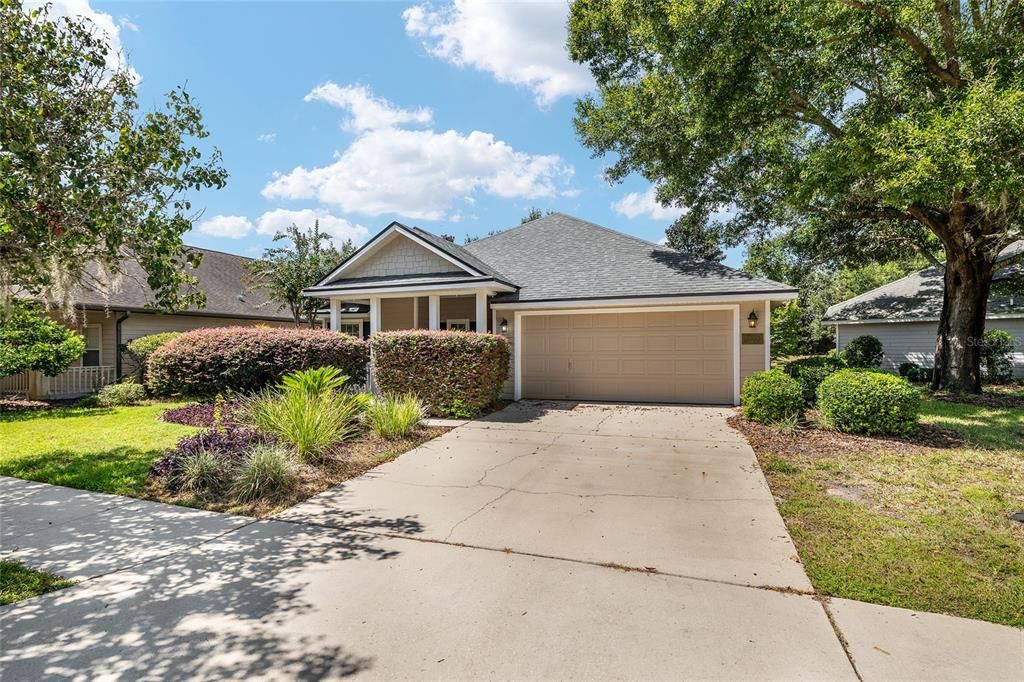 Active With Contract: $349,900 (3 beds, 2 baths, 1504 Square Feet)