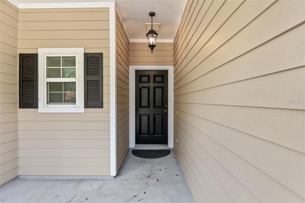 Active With Contract: $349,900 (3 beds, 2 baths, 1504 Square Feet)