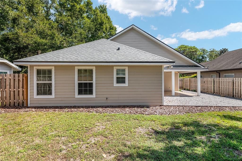 Active With Contract: $349,900 (3 beds, 2 baths, 1504 Square Feet)