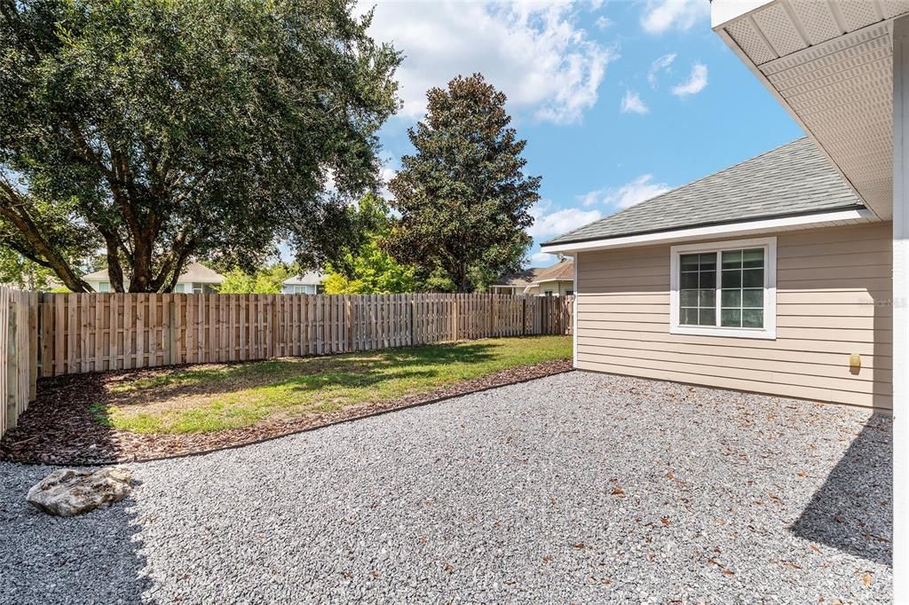 Active With Contract: $349,900 (3 beds, 2 baths, 1504 Square Feet)