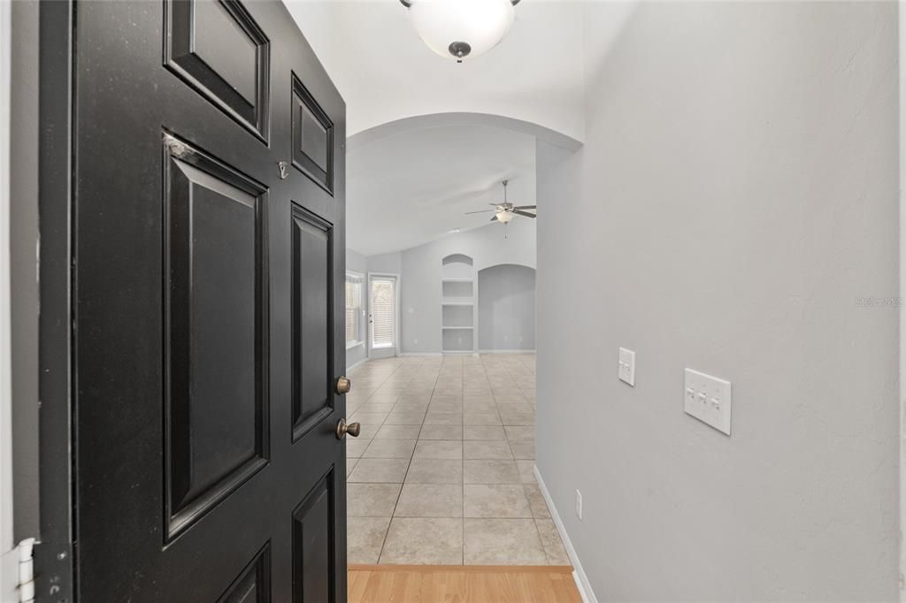 Active With Contract: $349,900 (3 beds, 2 baths, 1504 Square Feet)