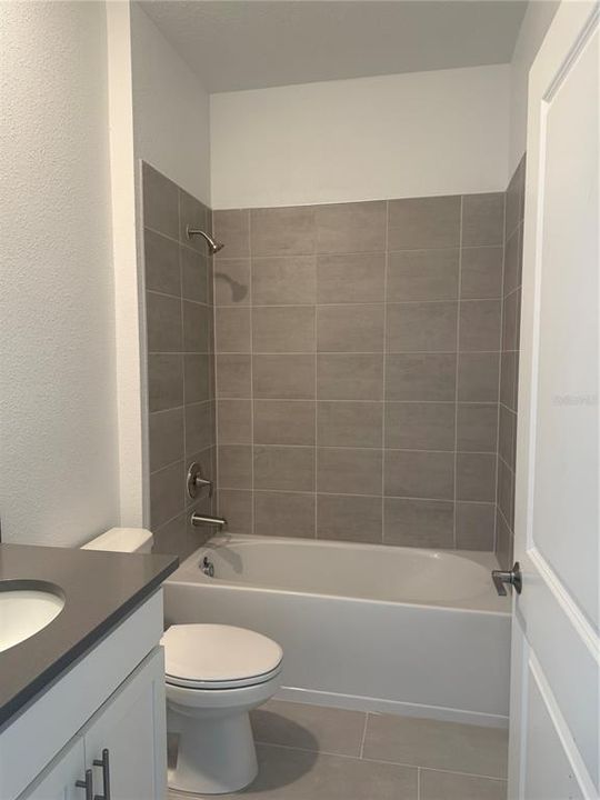 For Sale: $679,990 (6 beds, 5 baths, 3291 Square Feet)