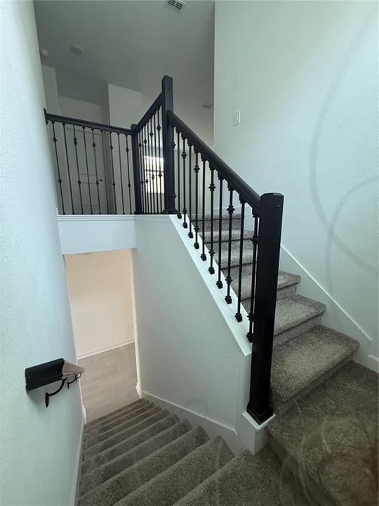 For Sale: $679,990 (6 beds, 5 baths, 3291 Square Feet)