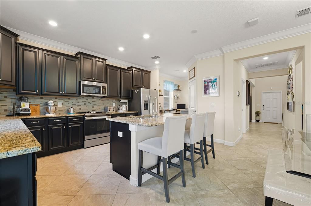 For Sale: $450,000 (4 beds, 2 baths, 2594 Square Feet)