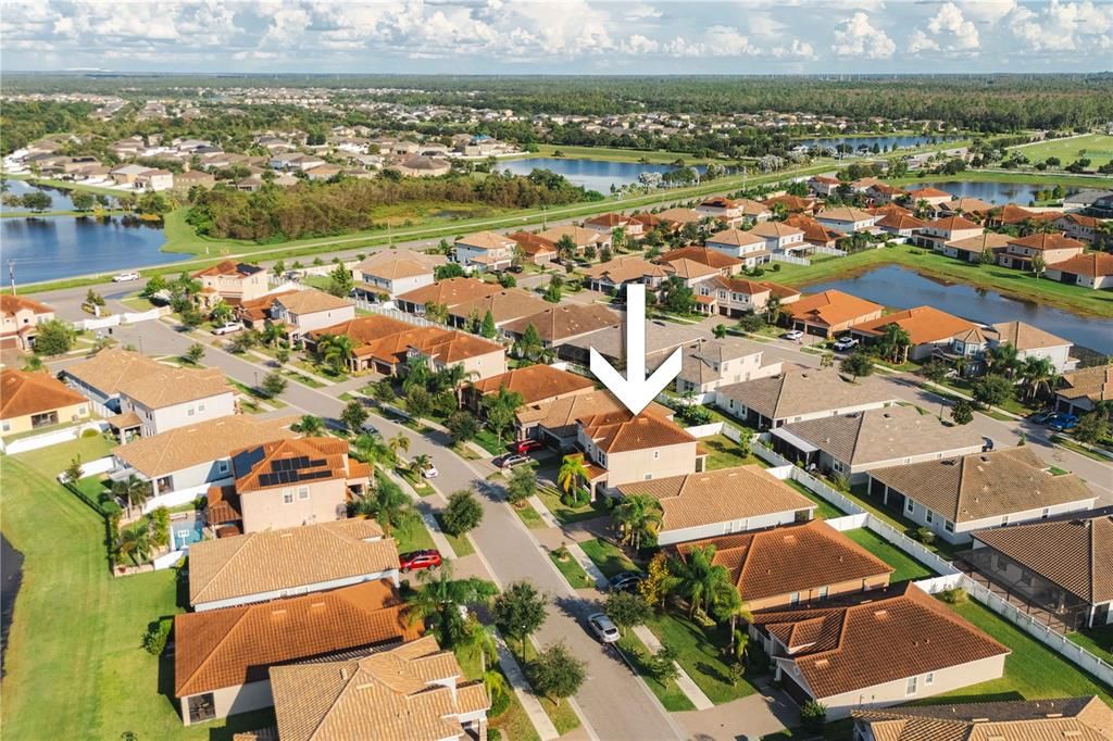 For Sale: $450,000 (4 beds, 2 baths, 2594 Square Feet)