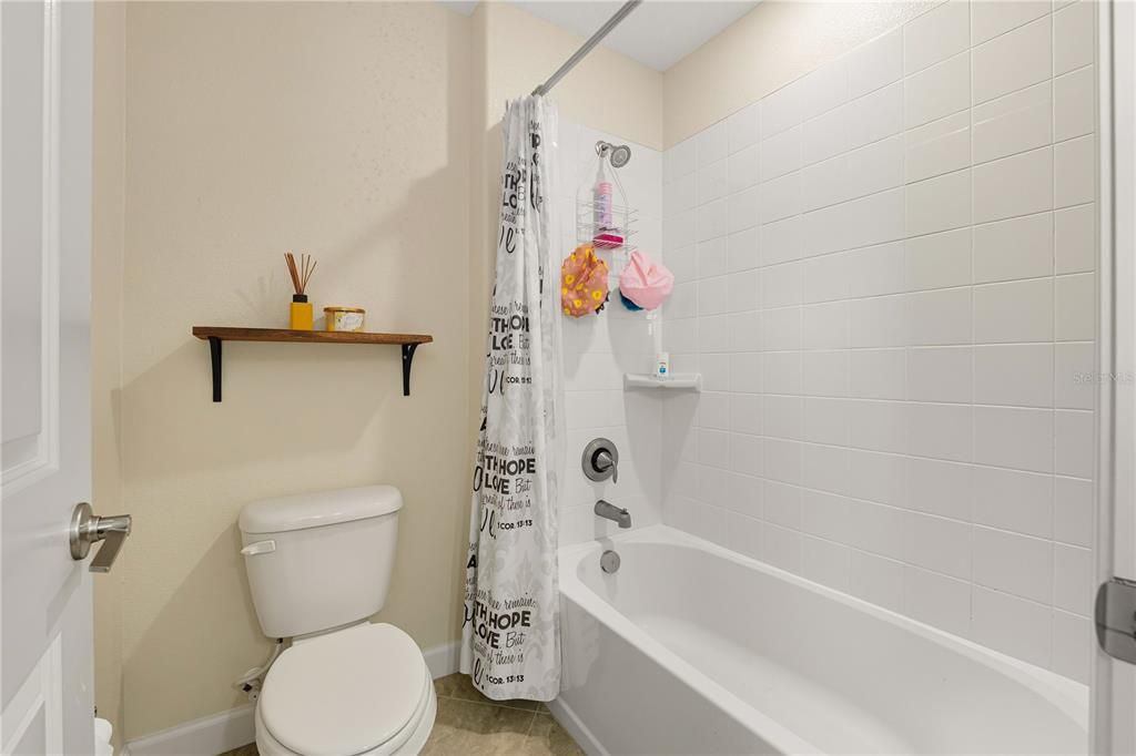 For Sale: $450,000 (4 beds, 2 baths, 2594 Square Feet)