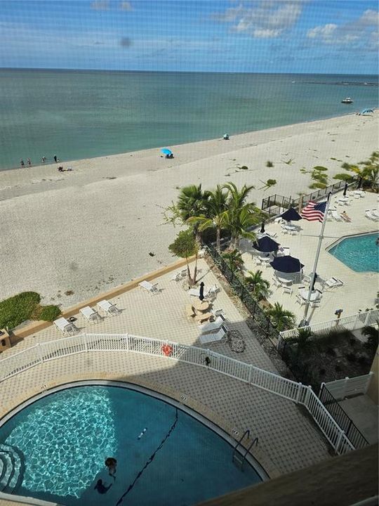 出租: $6,000 (2 贝兹, 2 浴室, 867 平方英尺)