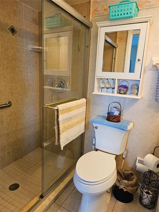 出租: $6,000 (2 贝兹, 2 浴室, 867 平方英尺)