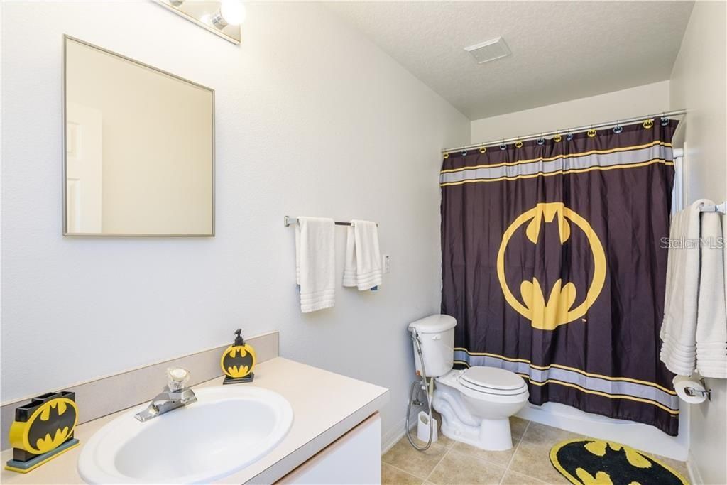 出租: $2,700 (4 贝兹, 2 浴室, 2476 平方英尺)