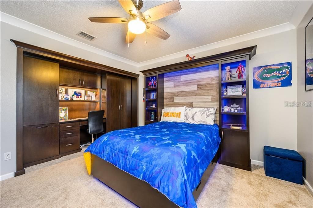 出租: $2,700 (4 贝兹, 2 浴室, 2476 平方英尺)