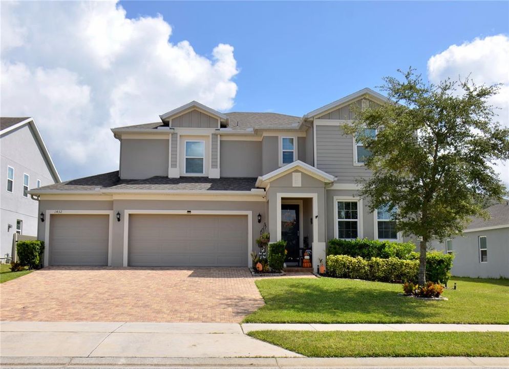 На продажу: $562,990 (4 спален, 2 ванн, 2586 Квадратных фут)