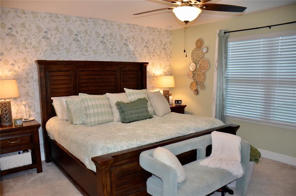 На продажу: $562,990 (4 спален, 2 ванн, 2586 Квадратных фут)