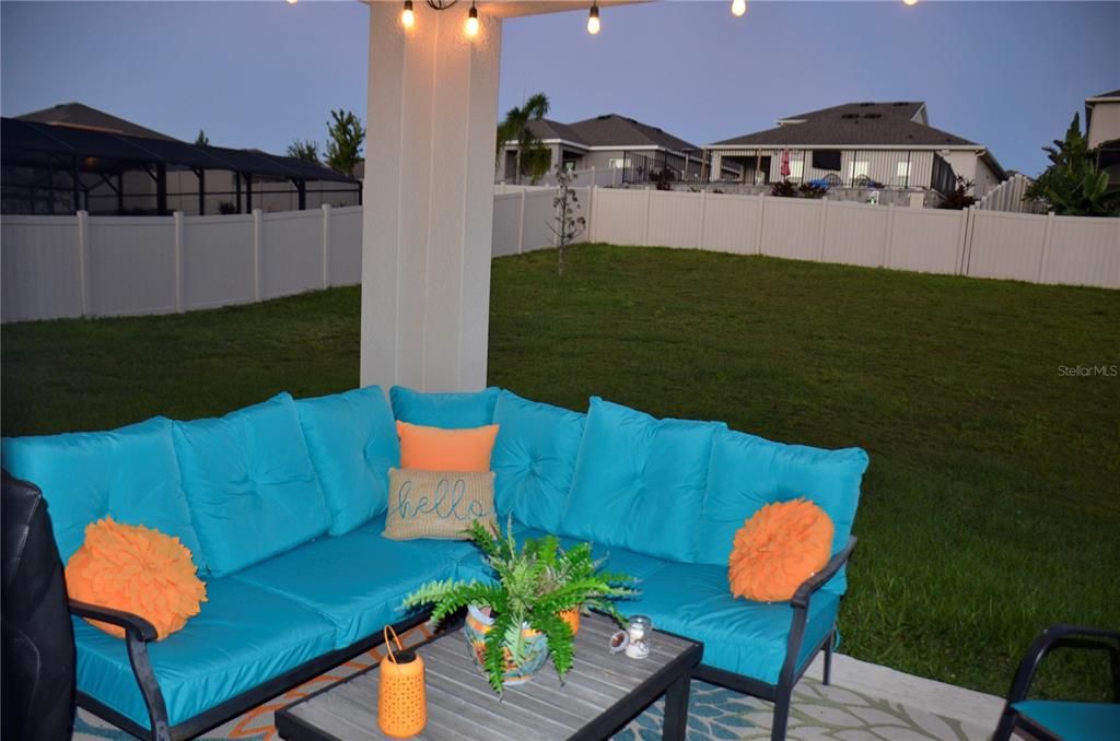 На продажу: $562,990 (4 спален, 2 ванн, 2586 Квадратных фут)