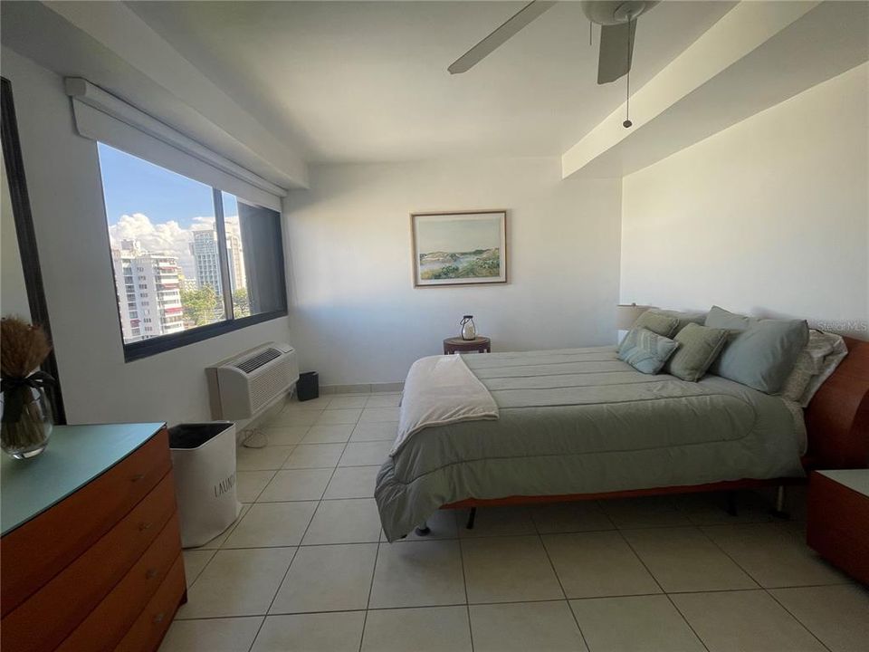 В аренду: $5,800 (4 спален, 3 ванн, 1700 Квадратных фут)