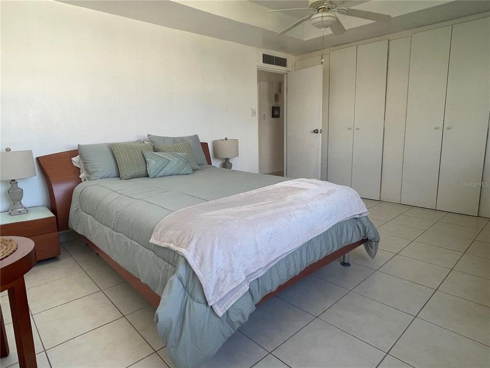 В аренду: $5,800 (4 спален, 3 ванн, 1700 Квадратных фут)