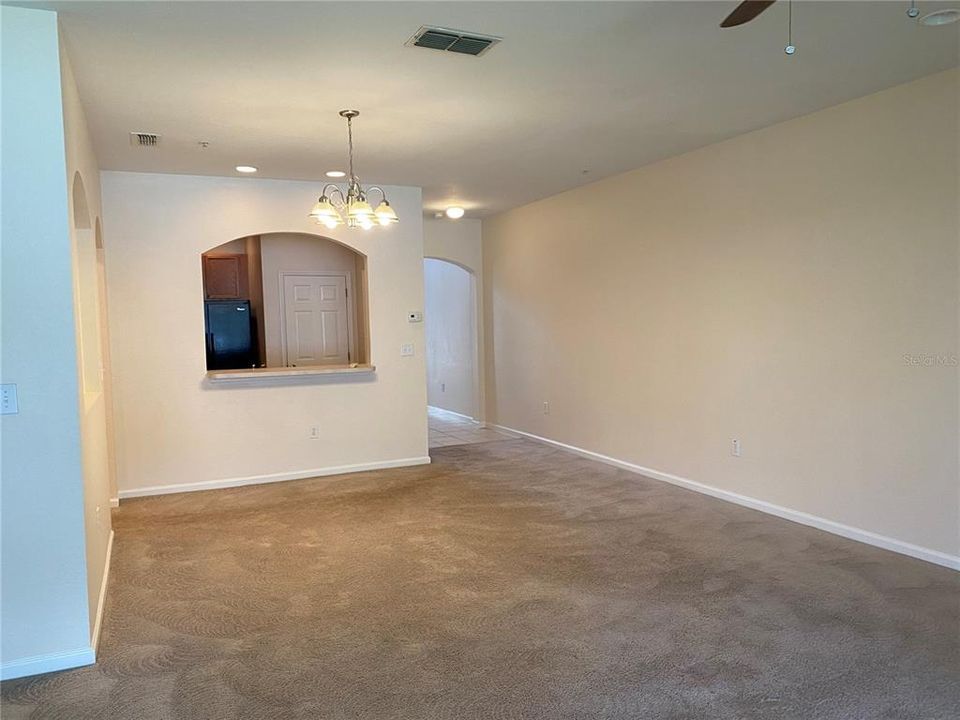 For Rent: $2,295 (3 beds, 2 baths, 2074 Square Feet)