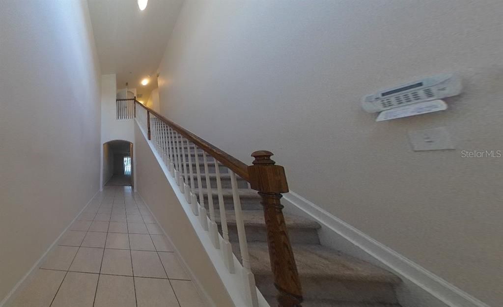 For Rent: $2,295 (3 beds, 2 baths, 2074 Square Feet)