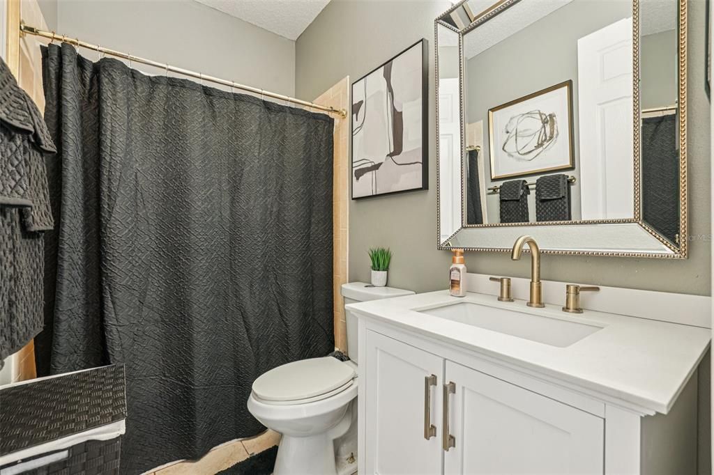 For Sale: $549,000 (5 beds, 4 baths, 3342 Square Feet)