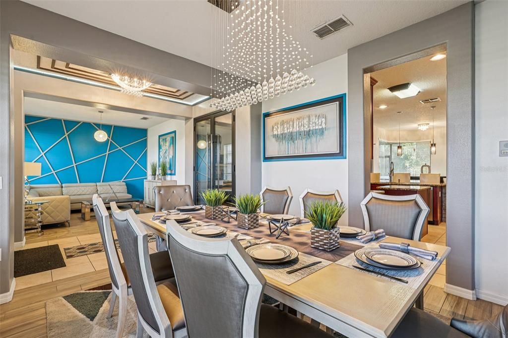 For Sale: $549,000 (5 beds, 4 baths, 3342 Square Feet)