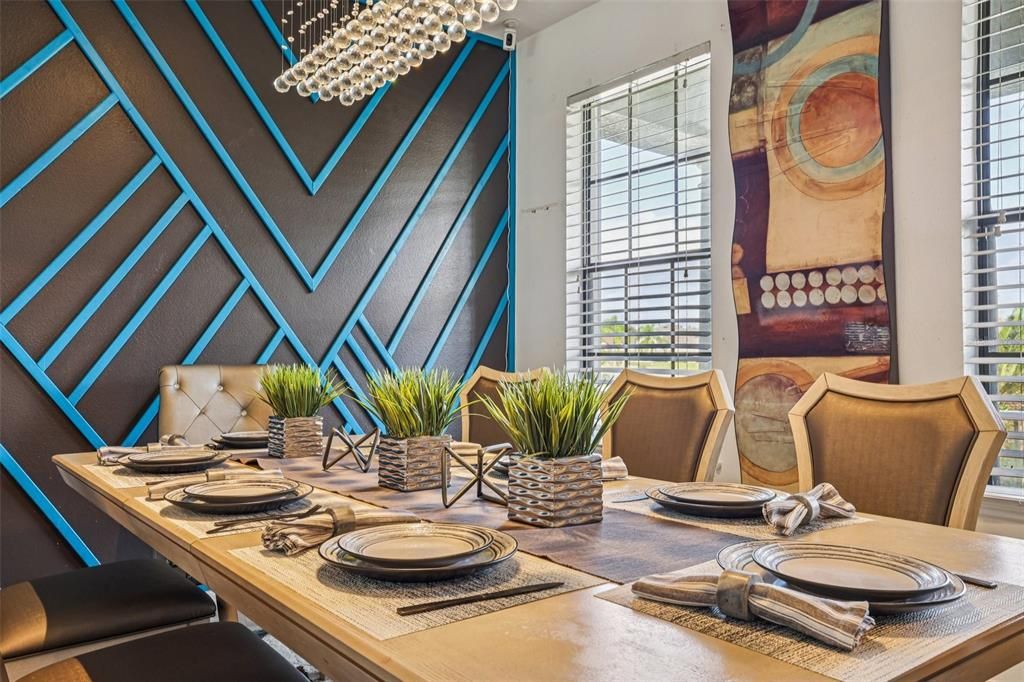 For Sale: $549,000 (5 beds, 4 baths, 3342 Square Feet)