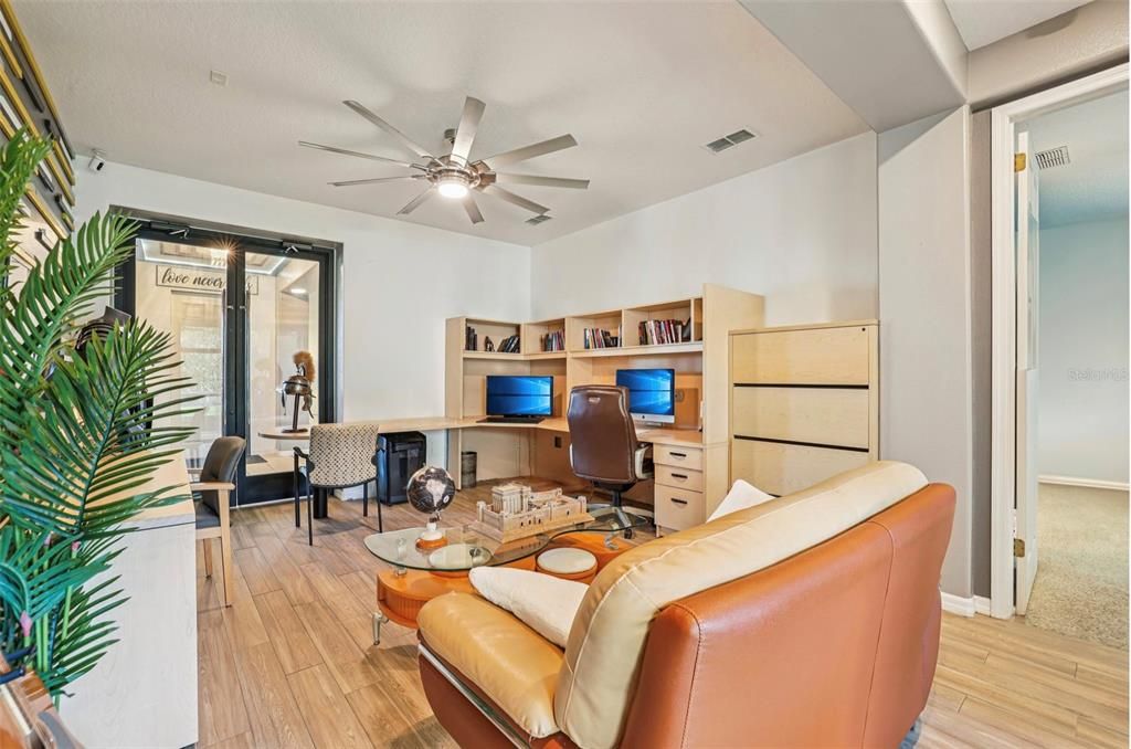 For Sale: $549,000 (5 beds, 4 baths, 3342 Square Feet)