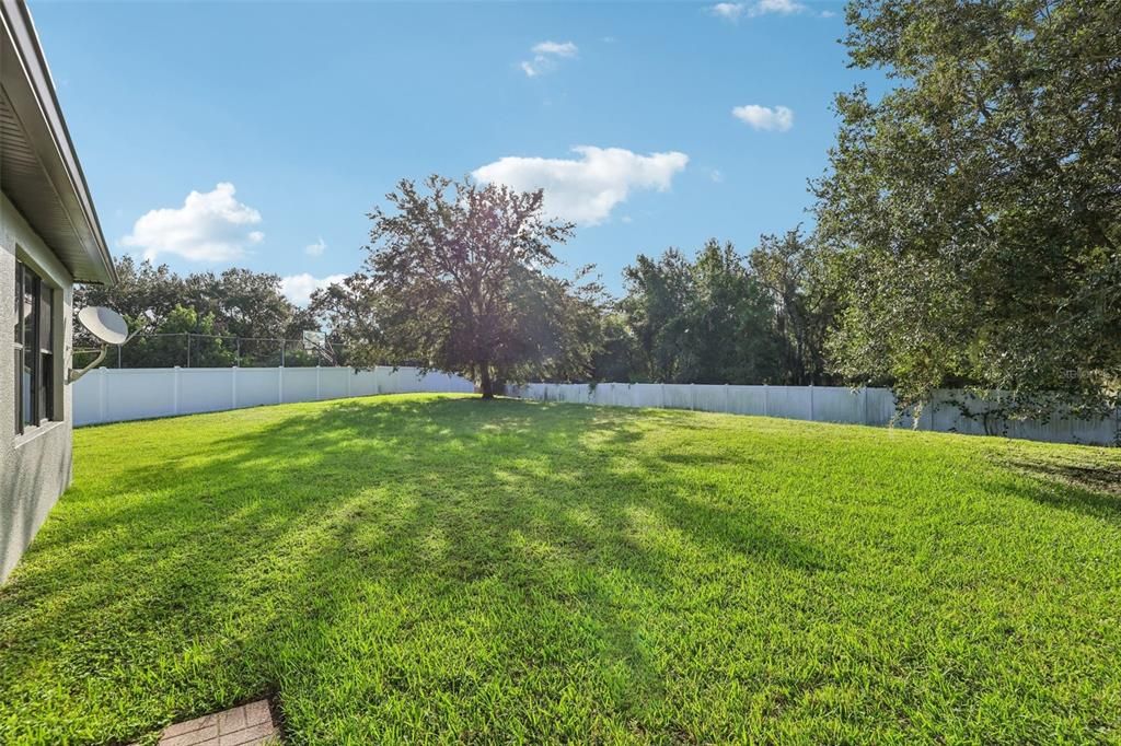 For Sale: $549,000 (5 beds, 4 baths, 3342 Square Feet)