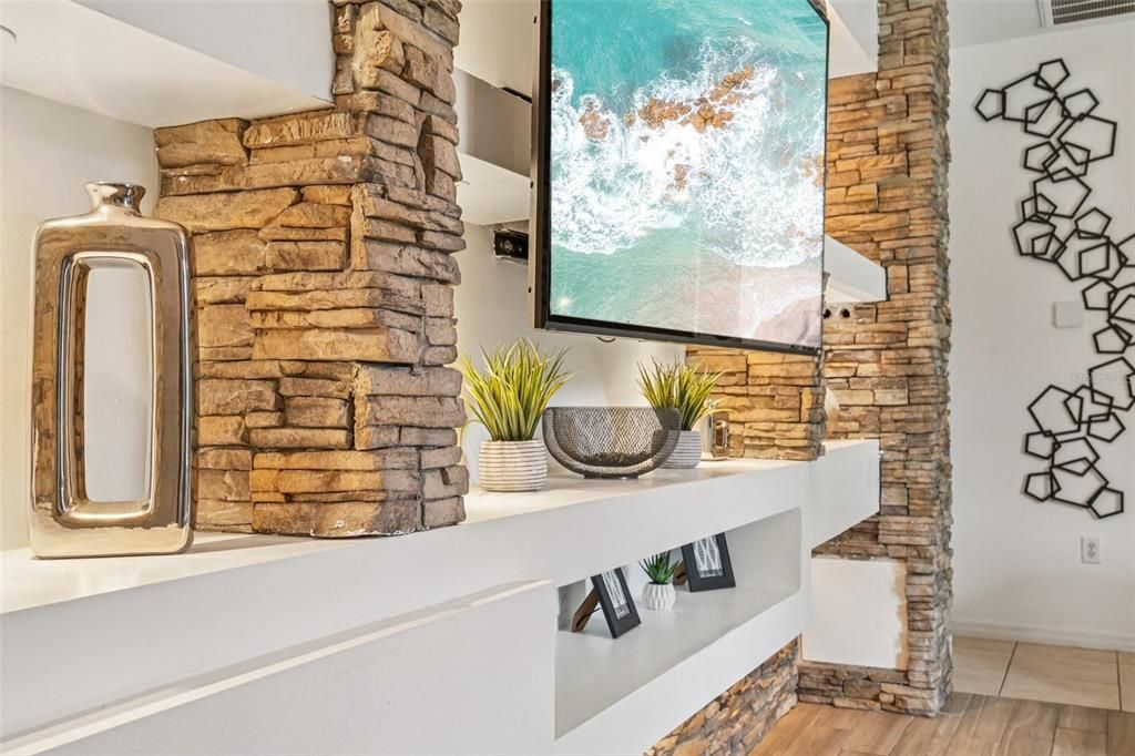 For Sale: $549,000 (5 beds, 4 baths, 3342 Square Feet)