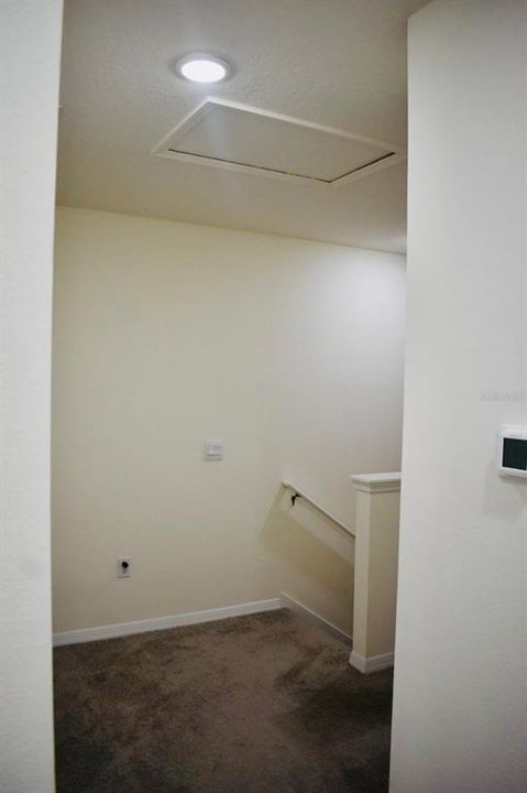 Active With Contract: $340,000 (3 beds, 2 baths, 1673 Square Feet)