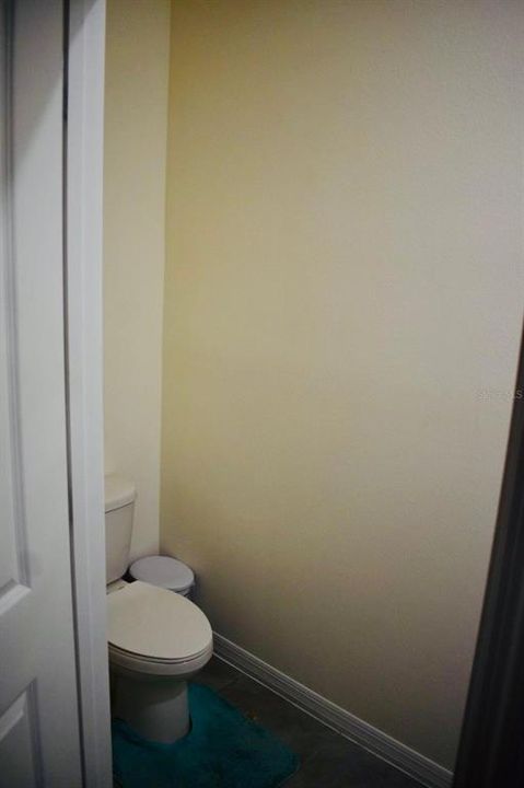 Active With Contract: $340,000 (3 beds, 2 baths, 1673 Square Feet)