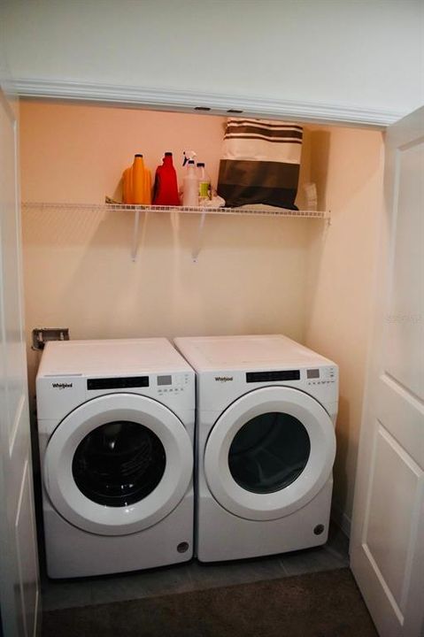 Active With Contract: $340,000 (3 beds, 2 baths, 1673 Square Feet)