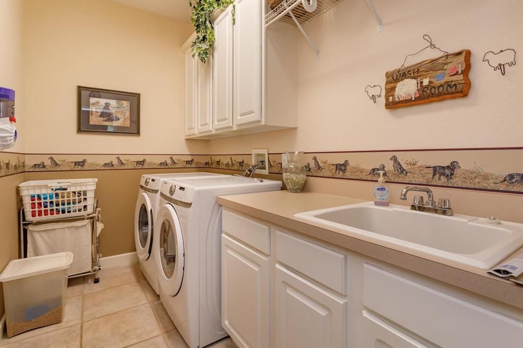 For Sale: $1,232,000 (3 beds, 3 baths, 3136 Square Feet)