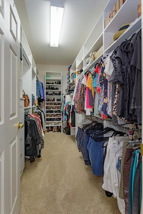 For Sale: $1,232,000 (3 beds, 3 baths, 3136 Square Feet)