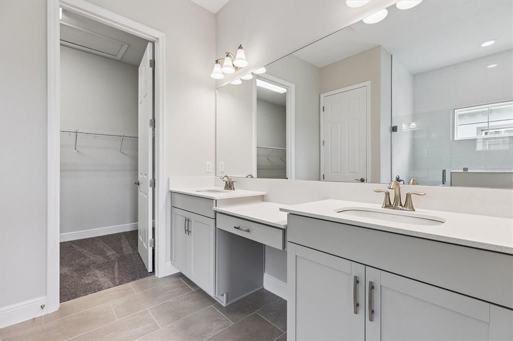 For Sale: $699,990 (4 beds, 3 baths, 2535 Square Feet)