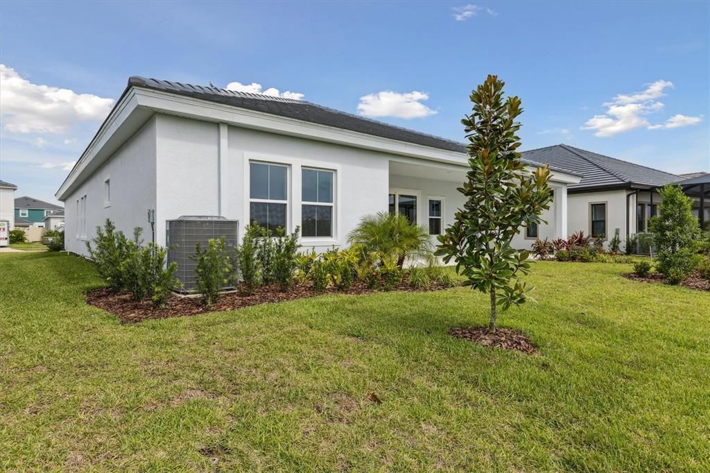 For Sale: $699,990 (4 beds, 3 baths, 2535 Square Feet)